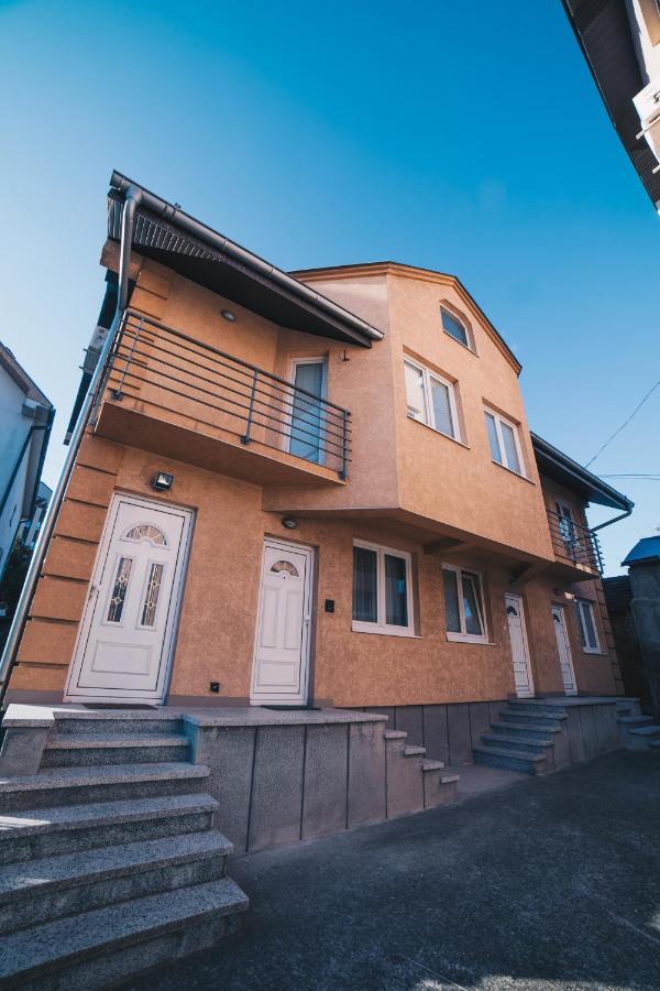 Boutique Luxury Apartments Kragujevac Exterior photo